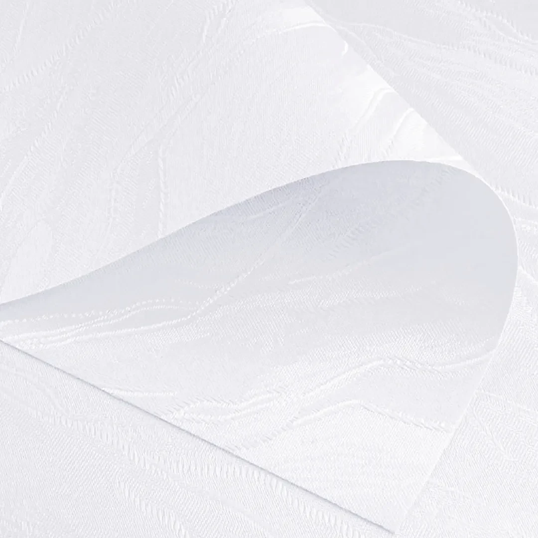 734314 WODA T 2018 White